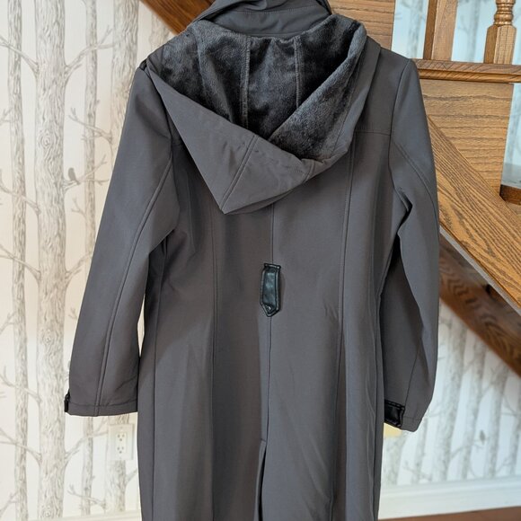 Michael Kors coat - Picture 2 of 3